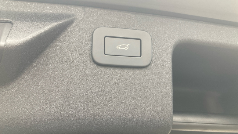 Land Rover Discovery Sport 2.0 D200 Dynamic SE 5dr Auto [5 Seat] Diesel Station Wagon